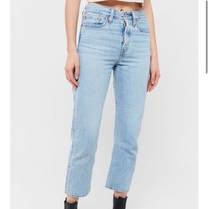 Levi’s Wedgie Icon Jean – Montgomery Baked